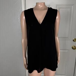 NEW Vince. Women's Blouse S Shirt Top Black Sleeveless Career Designer FF4